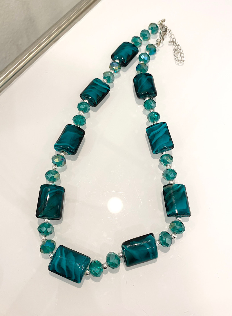 Green Art Glass Necklace 1