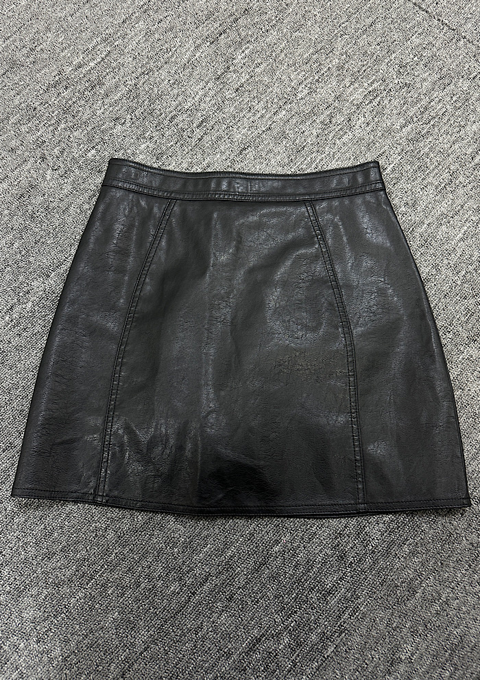 fake leather skirt
