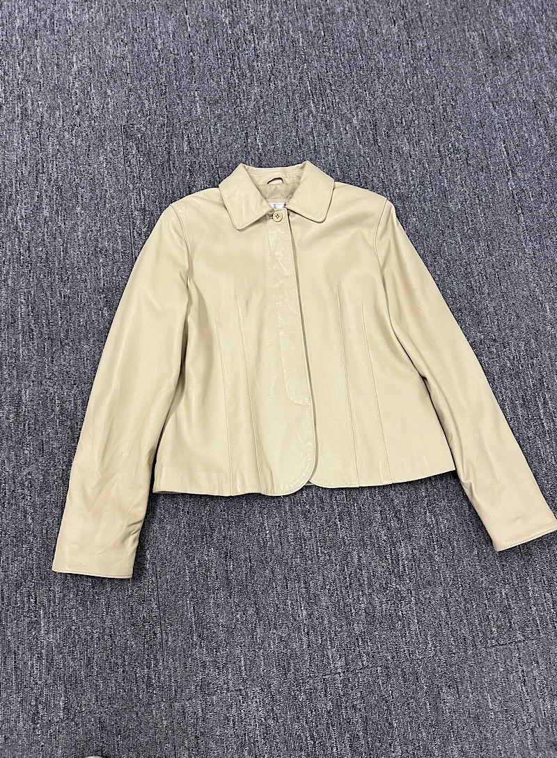 sheepskin jacket (L)