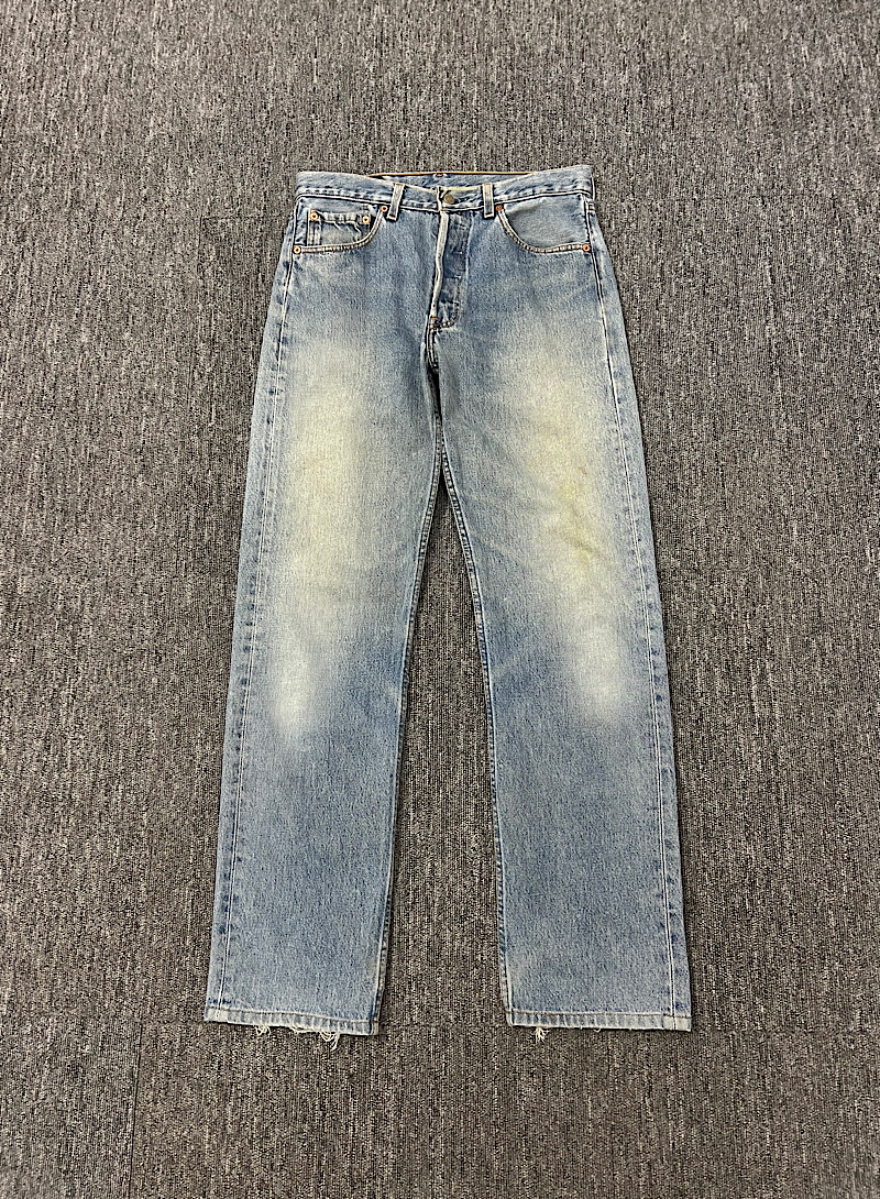 Levi&#039;s 501 (31inch) made in USA