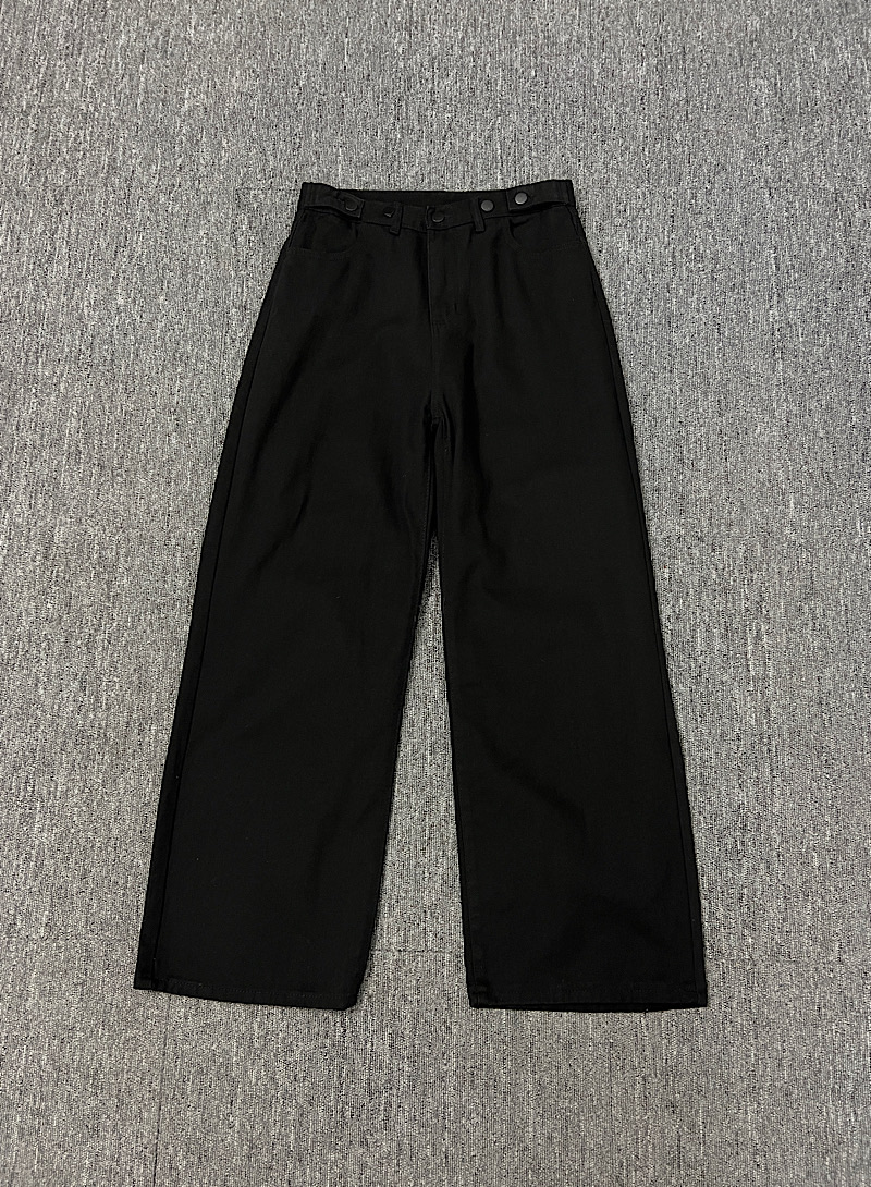 black denim pants (M)
