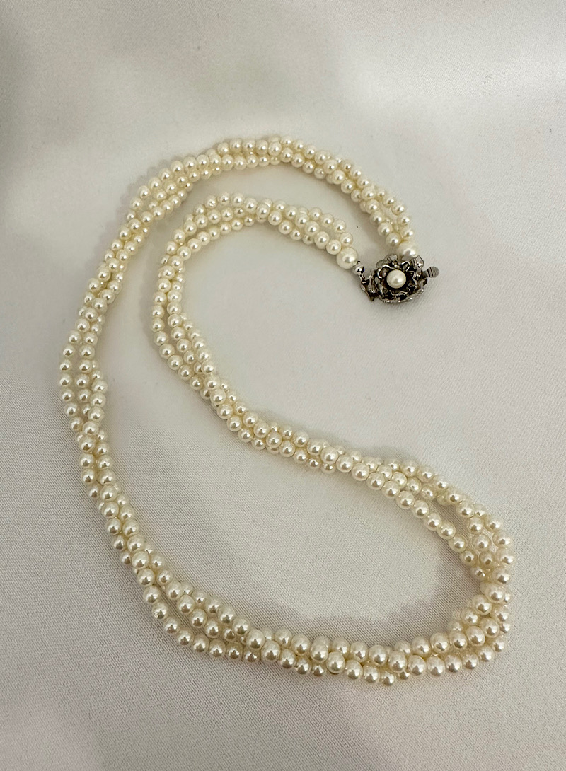 Pearl twist necklace